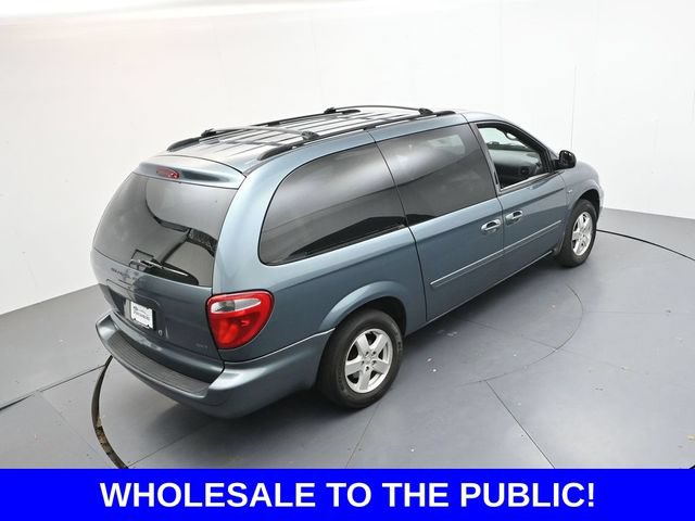 Used 2006 Dodge Grand Caravan SXT FWD image 44