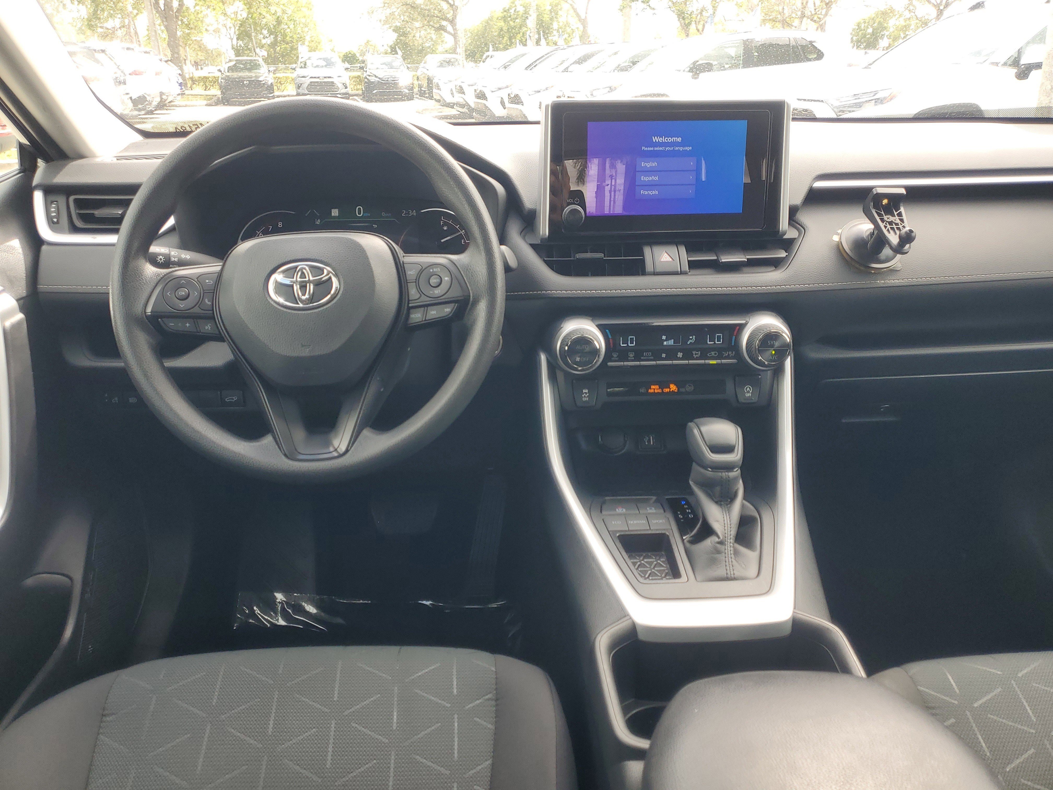Certified 2025 Toyota RAV4 XLE w/ Convenience Package image 11