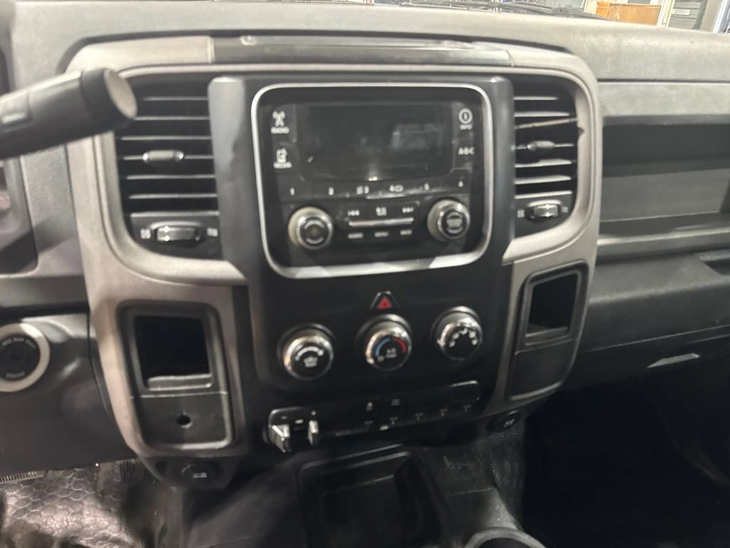 Used 2016 RAM 3500 Tradesman w/ Chrome Appearance Group AWD/4WD image 12