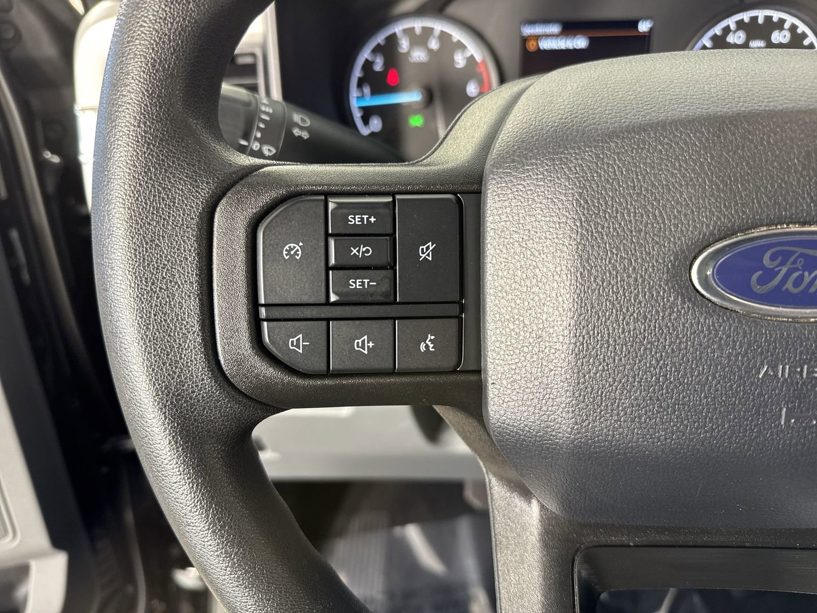 Used 2025 Ford F250 XLT image 12