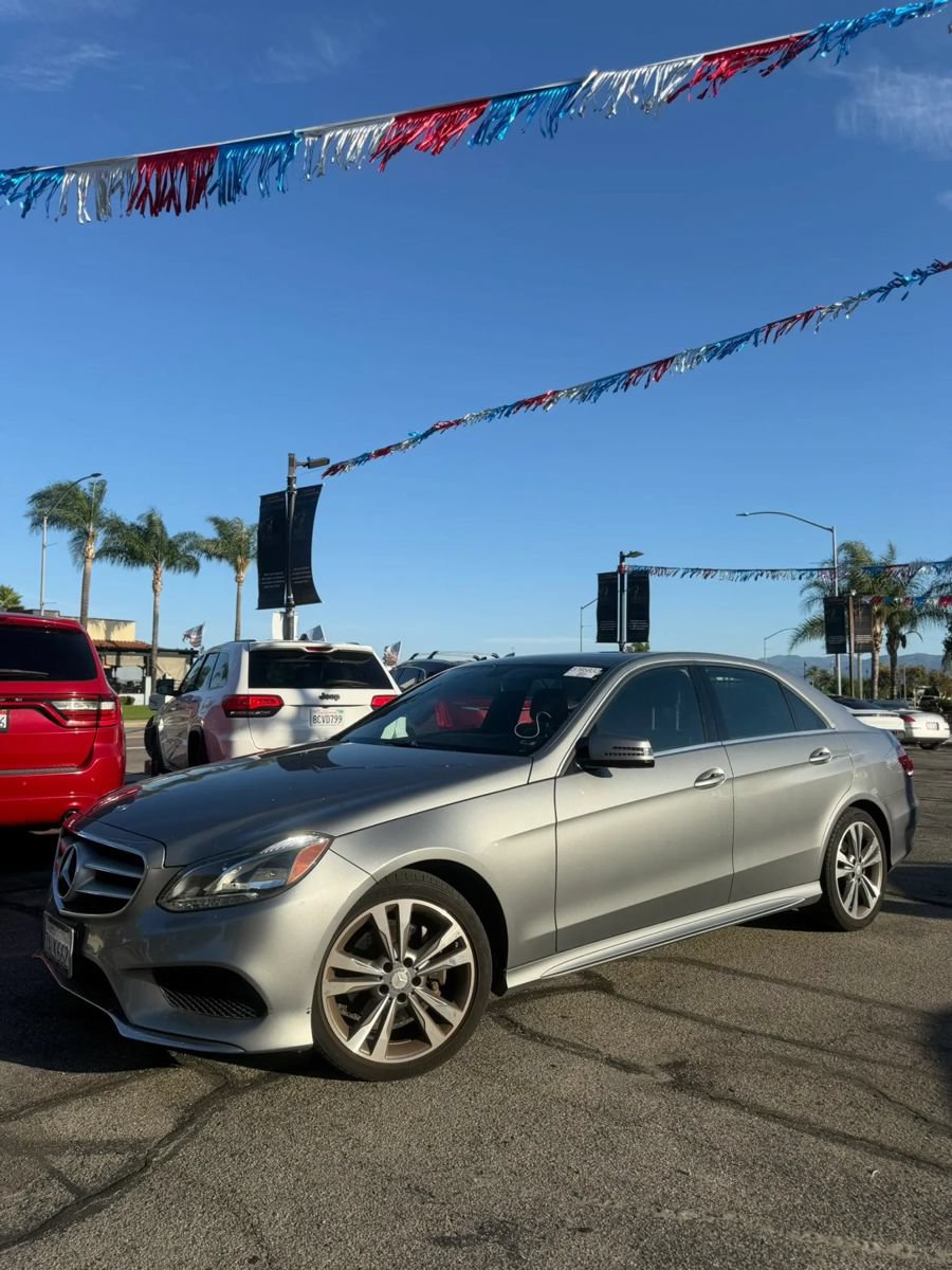 Used 2014 Mercedes-Benz E 350 Sedan w/ Premium 1 Package image 4