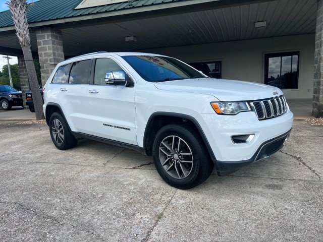 Used 2018 Jeep Grand Cherokee Limited w/ Trailer Tow Group IV RWD image 2