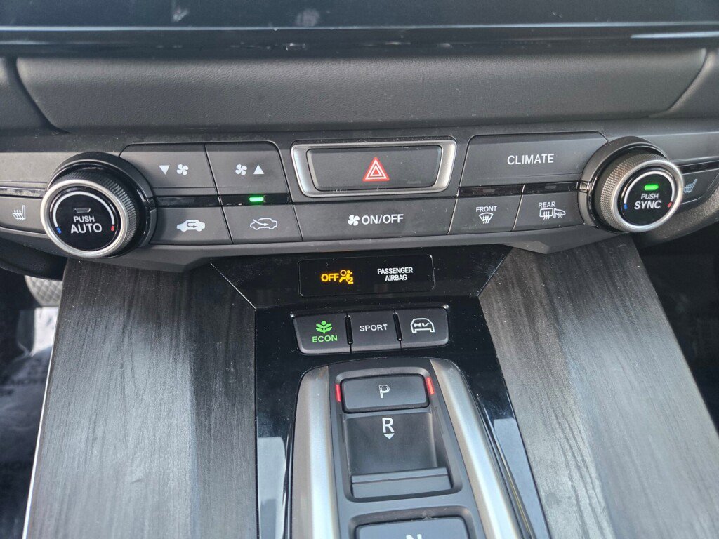 Certified 2018 Honda Clarity Plug-In Hybrid image 17