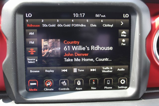 Used 2022 Jeep Wrangler Rubicon w/ Cold Weather Group image 16