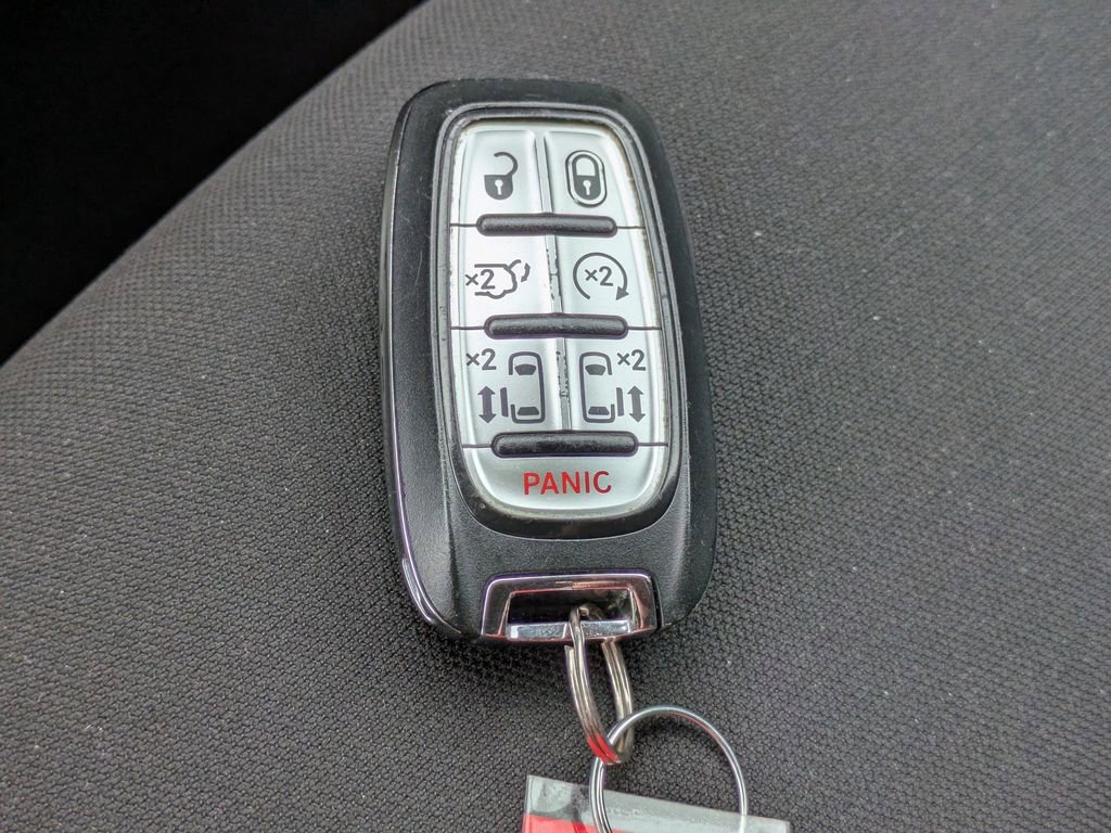 Used 2023 Chrysler Voyager LX FWD image 26