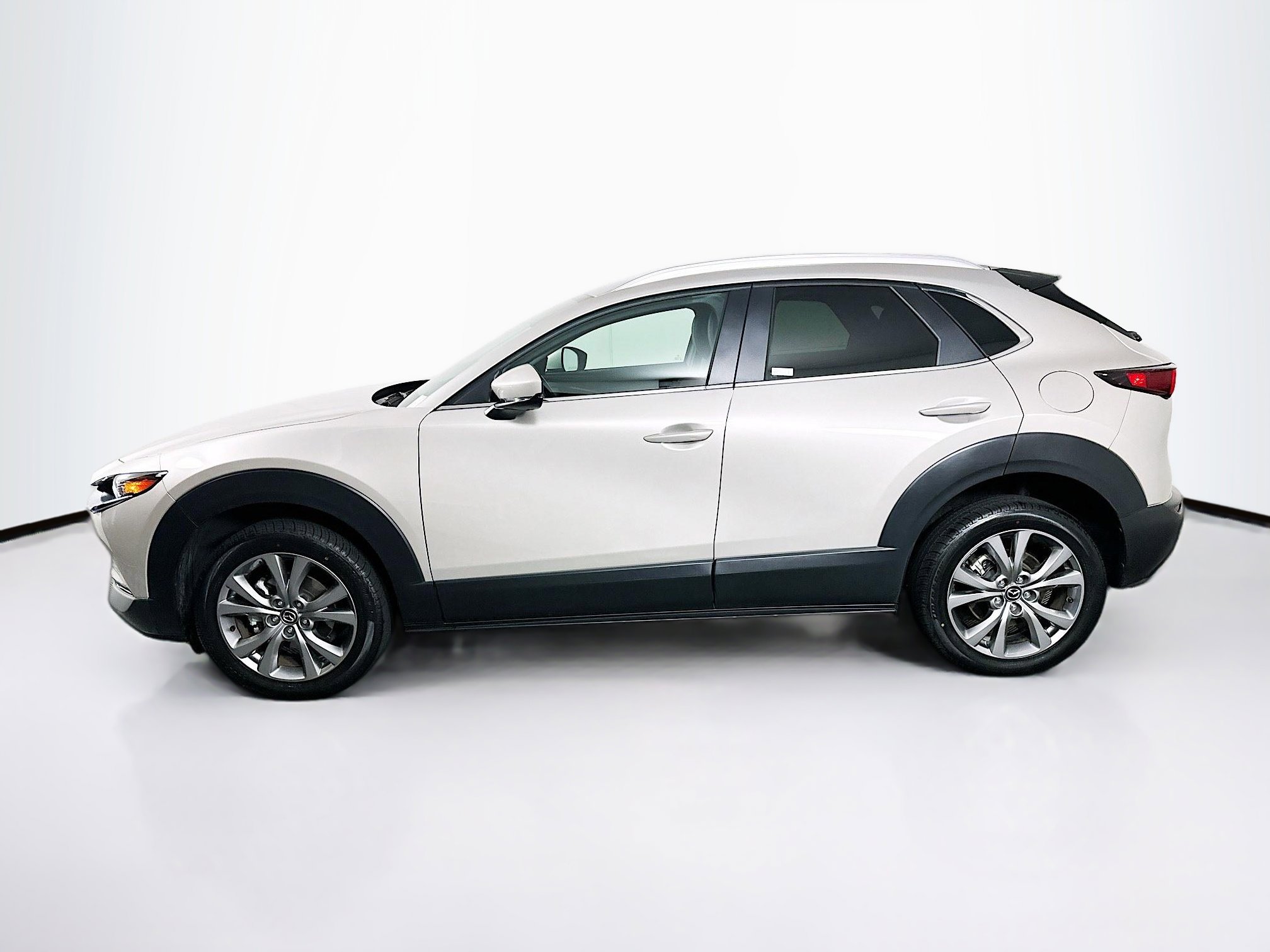 Used 2023 MAZDA CX-30 AWD 2.5 S w/ Select Package image 4