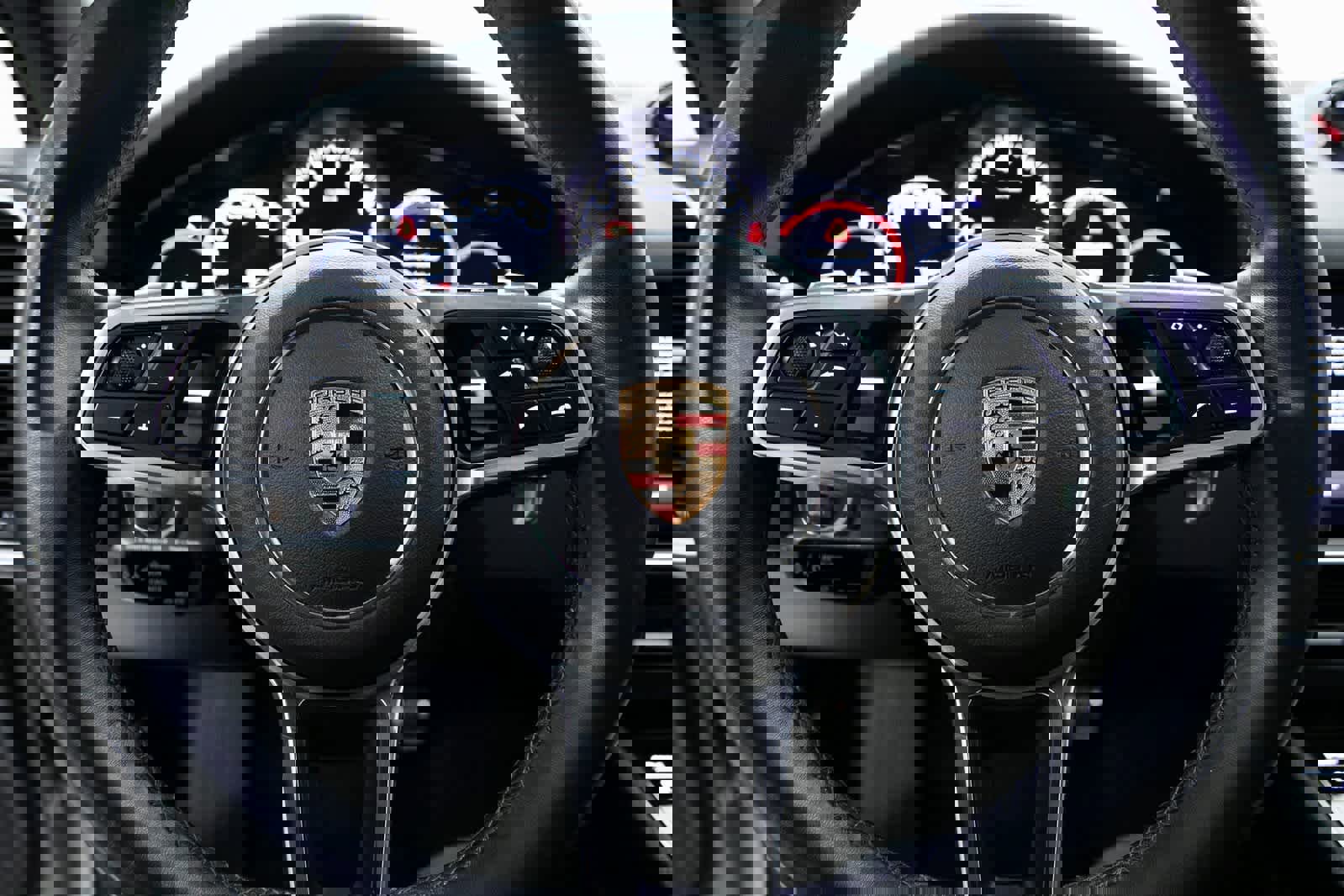 Certified 2023 Porsche Cayenne S Platinum image 14