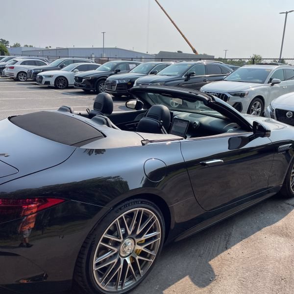 Used 2022 Mercedes-Benz SL 63 AMG 4MATIC w/ Driver Assistance Package image 8