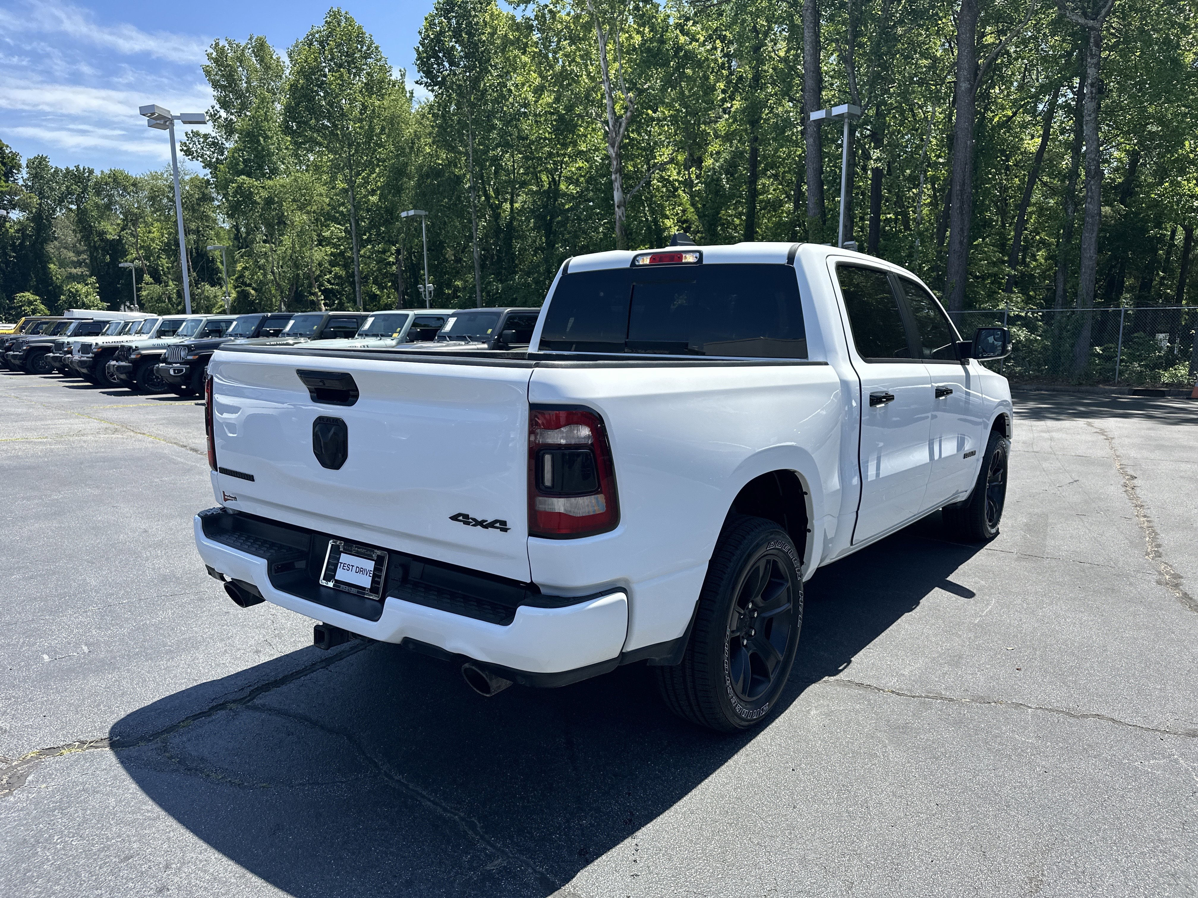 Used 2023 RAM 1500 Big Horn AWD/4WD image 9