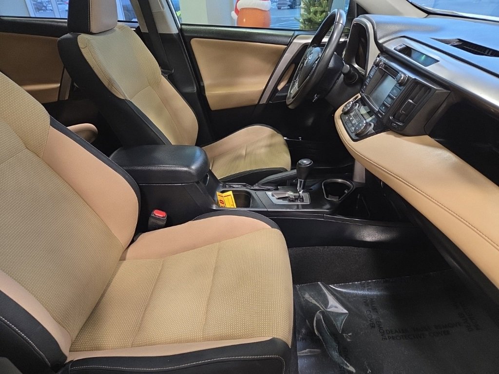 Used 2018 Toyota RAV4 XLE w/ Plus Extra Value Package image 20