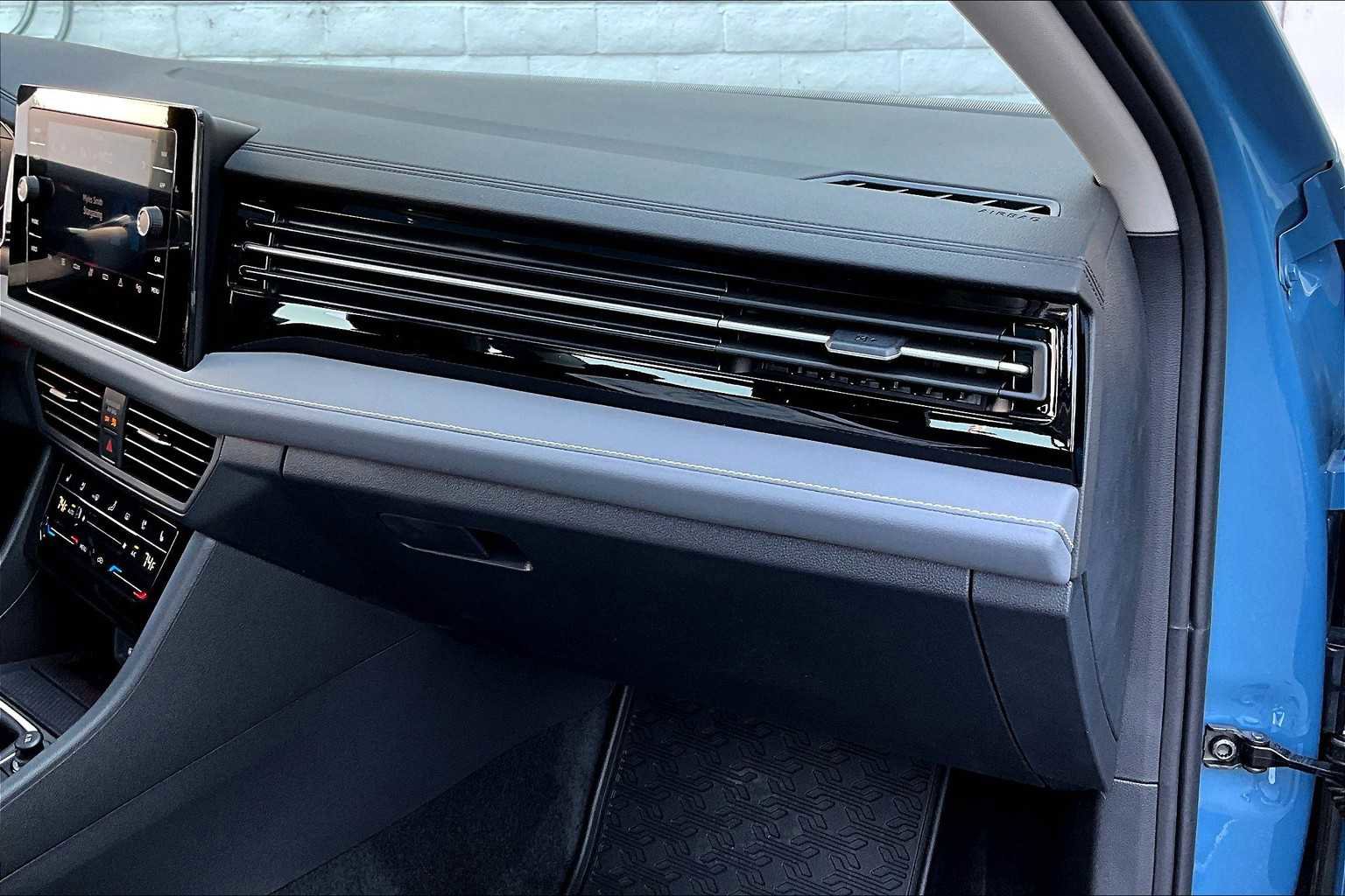 New 2025 Volkswagen Jetta SEL image 26