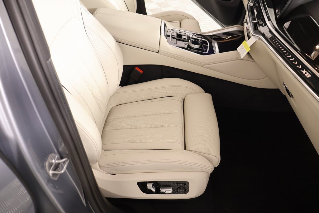 New 2026 BMW X6 xDrive40i w/ Executive Package image 14