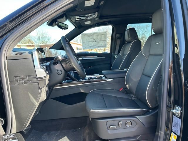New 2026 Cadillac Escalade Luxury w/ Touring Package image 26