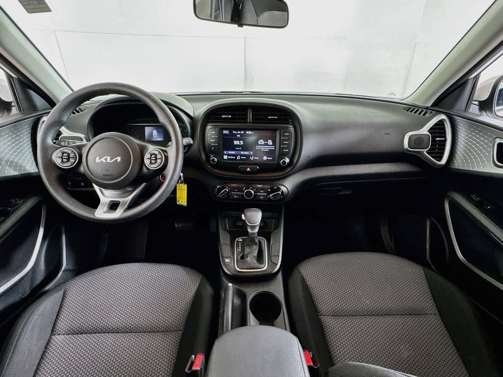 Used 2022 Kia Soul LX FWD image 26
