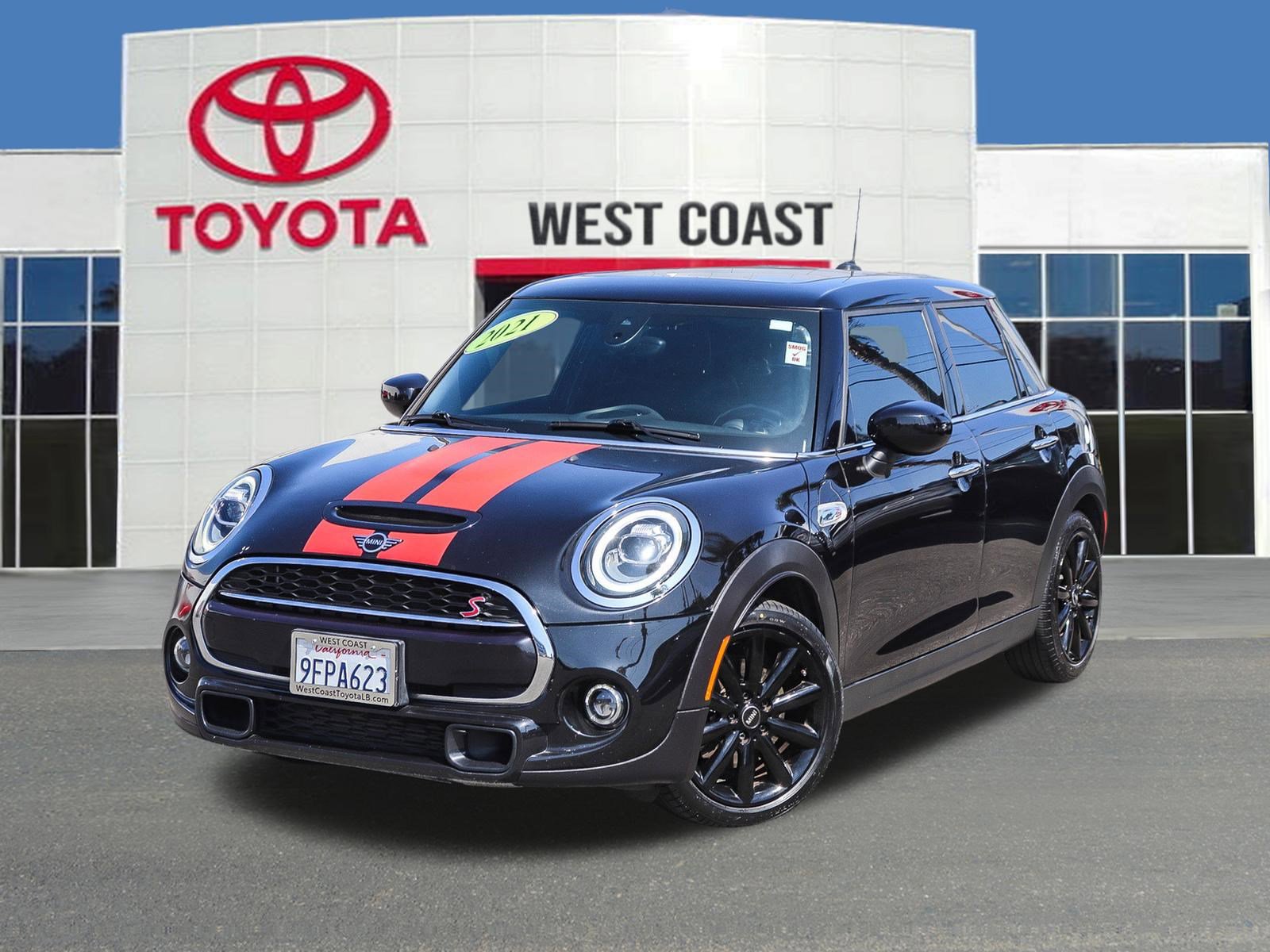 Used 2021 MINI Cooper S FWD image 1