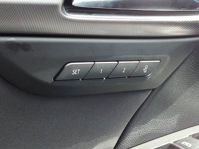 Used 2025 Buick Envision Sport Touring AWD/4WD image 25
