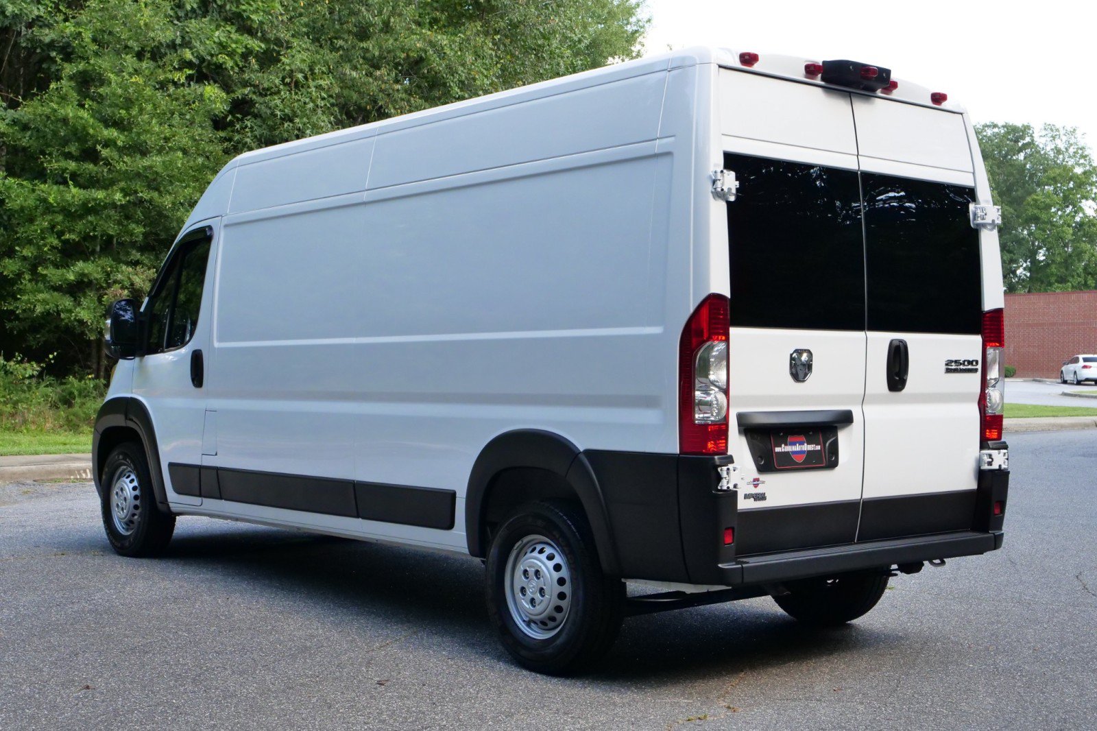 Used 2024 RAM ProMaster 2500 FWD image 7