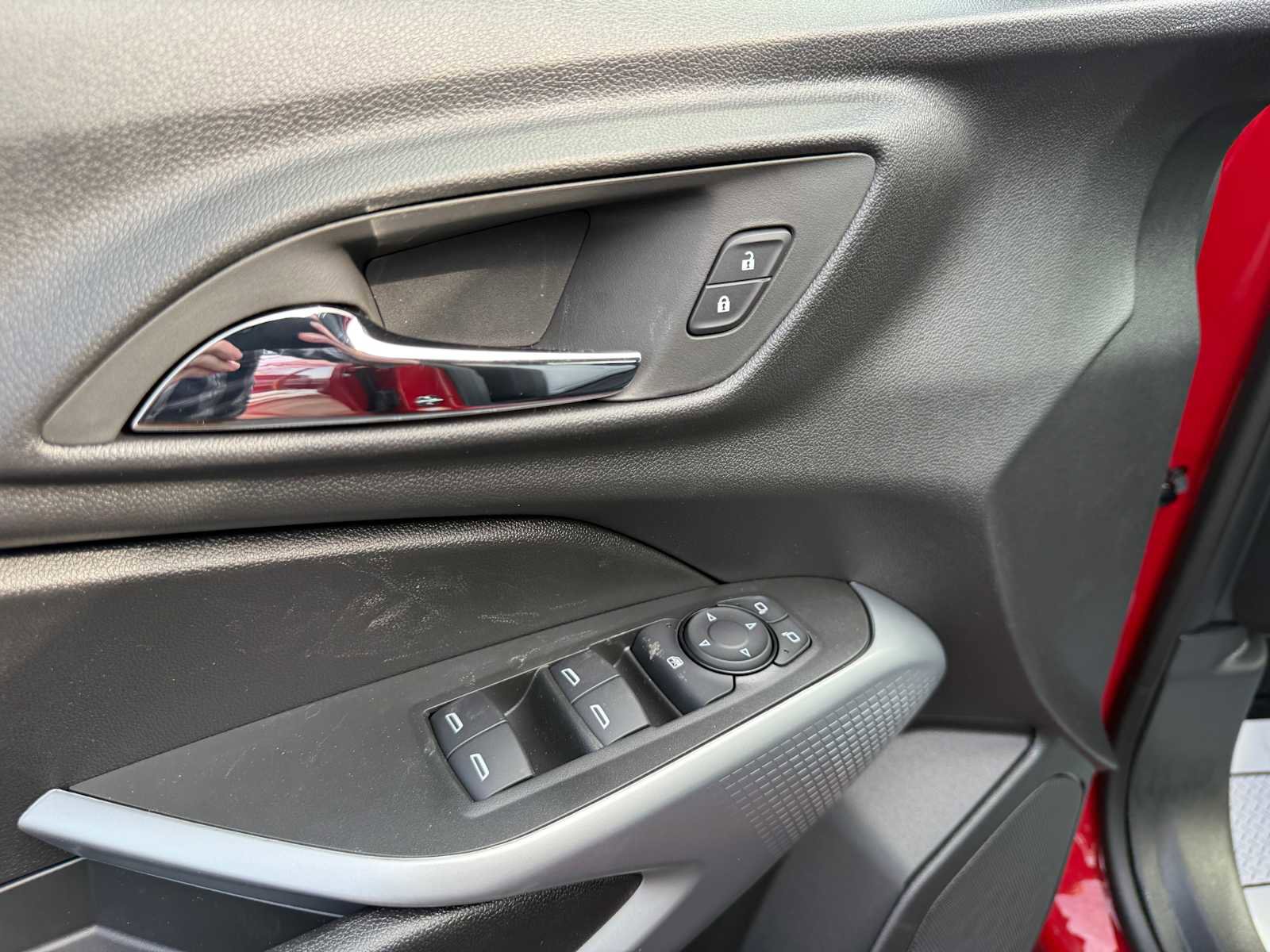 New 2026 Chevrolet Trax LS w/ LS Convenience Package image 15