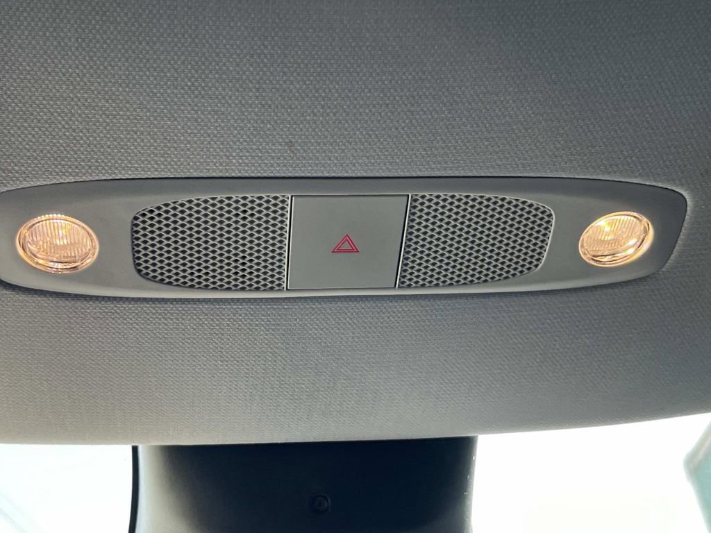 Used 2021 Tesla Model Y Long Range image 35