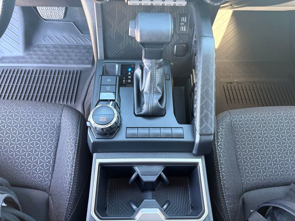 Used 2025 Toyota 4Runner SR5 image 18