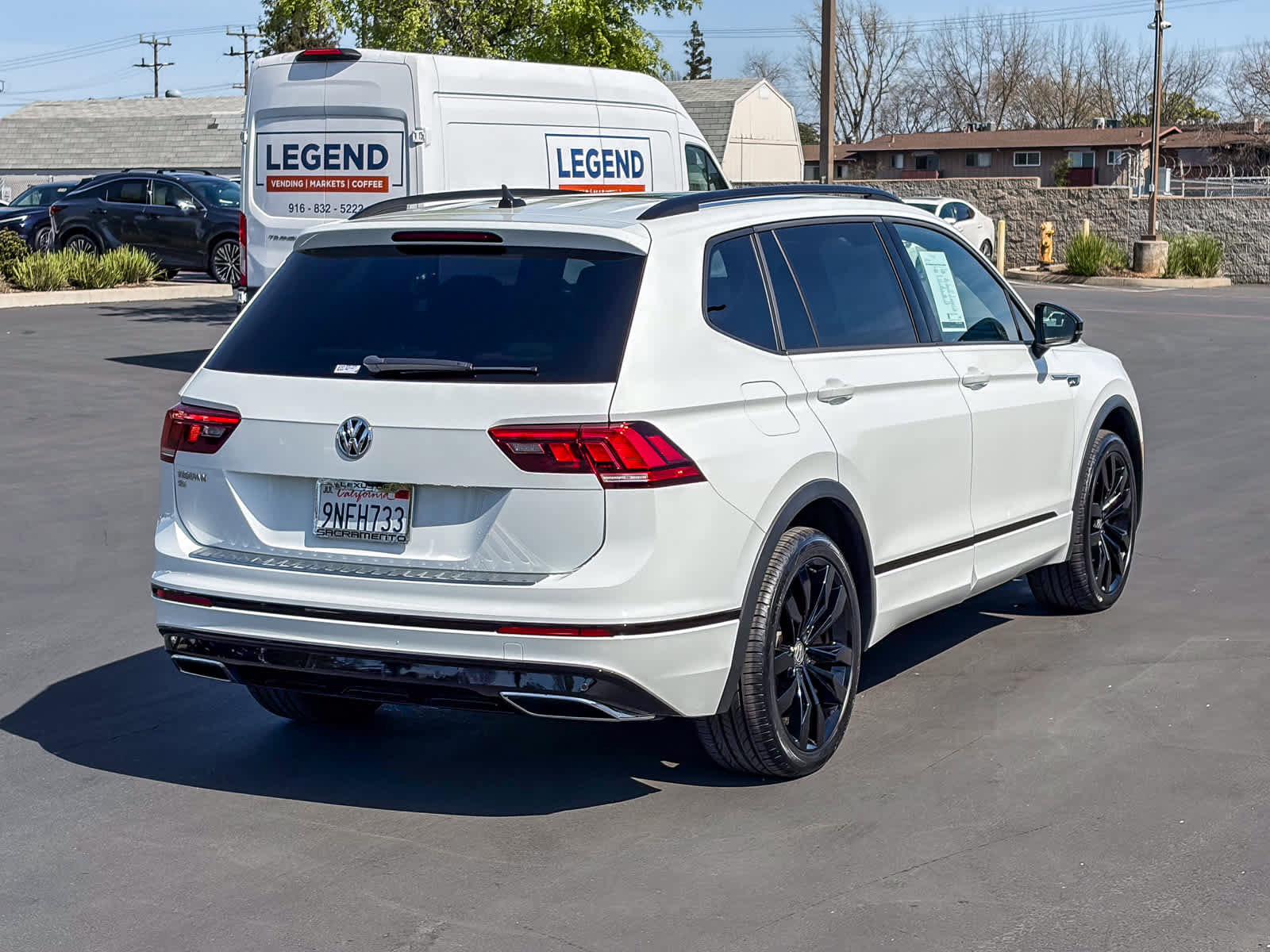 Used 2021 Volkswagen Tiguan SE R-Line image 8