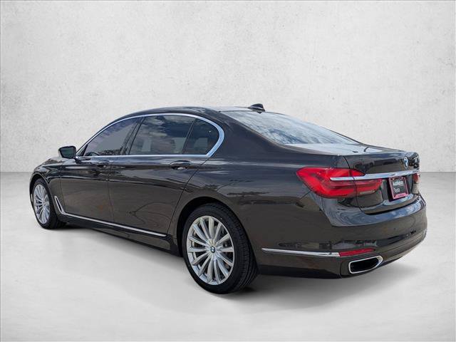 Used 2016 BMW 740i RWD image 8