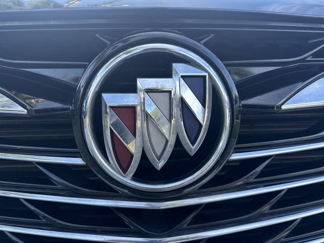 Used 2023 Buick Enclave Essence FWD image 10