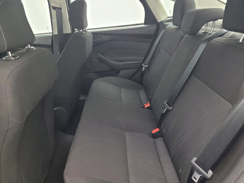 Used 2016 Ford Focus S FWD image 18