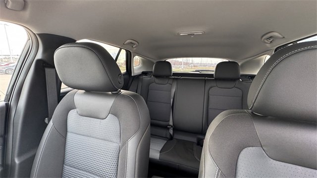 Used 2021 Chevrolet Equinox Premier image 28