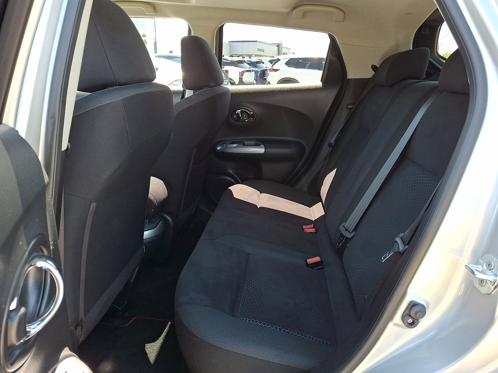 Used 2015 Nissan Juke SV w/ Technology Package AWD/4WD image 10