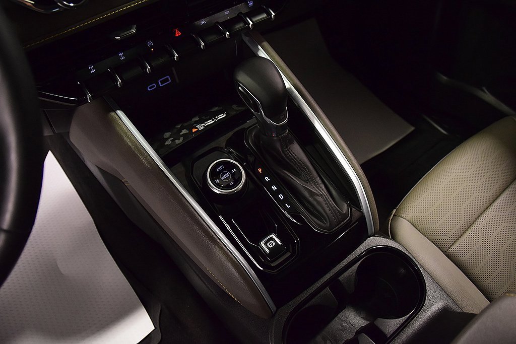 Used 2024 Chevrolet Colorado ZR2 w/ ZR2 Convenience Package III image 24