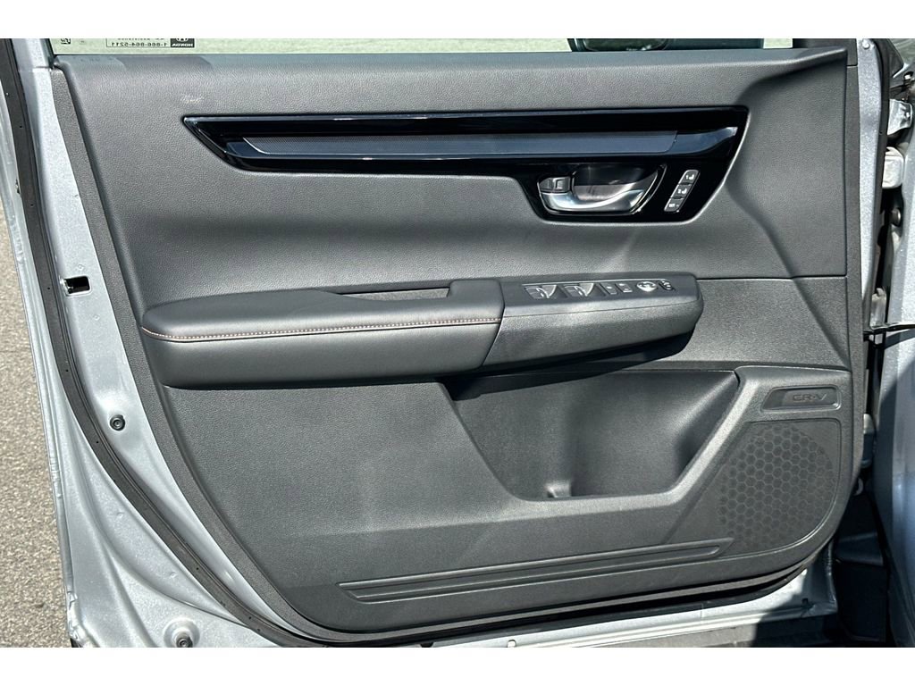 Certified 2025 Honda CR-V Sport Touring image 11