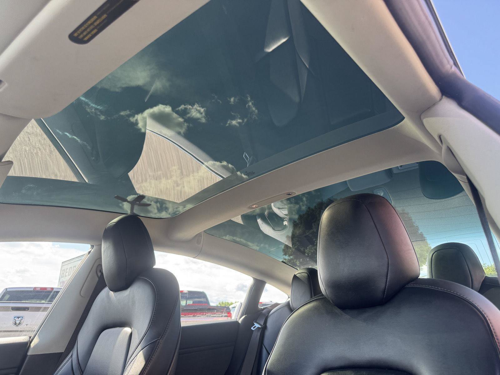 Used 2018 Tesla Model 3 Long Range AWD/4WD image 16