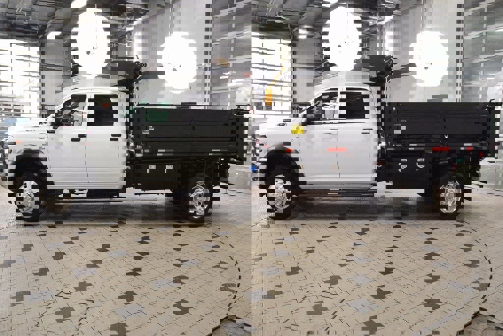 Used 2025 RAM 5500 Tradesman w/ Safety Group image 3