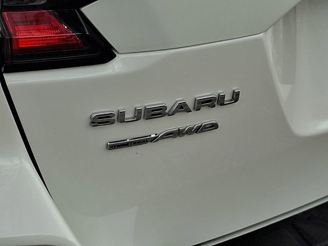 Used 2025 Subaru Outback Limited AWD/4WD image 38