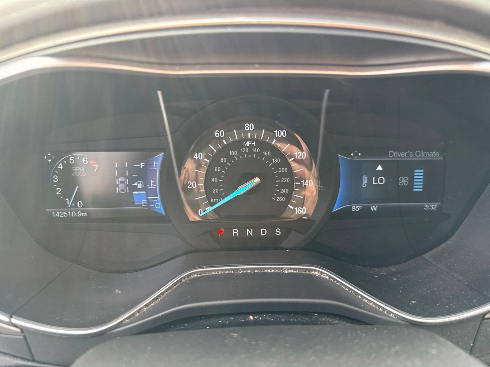 Used 2015 Ford Fusion SE w/ Equipment Group 202A FWD image 22