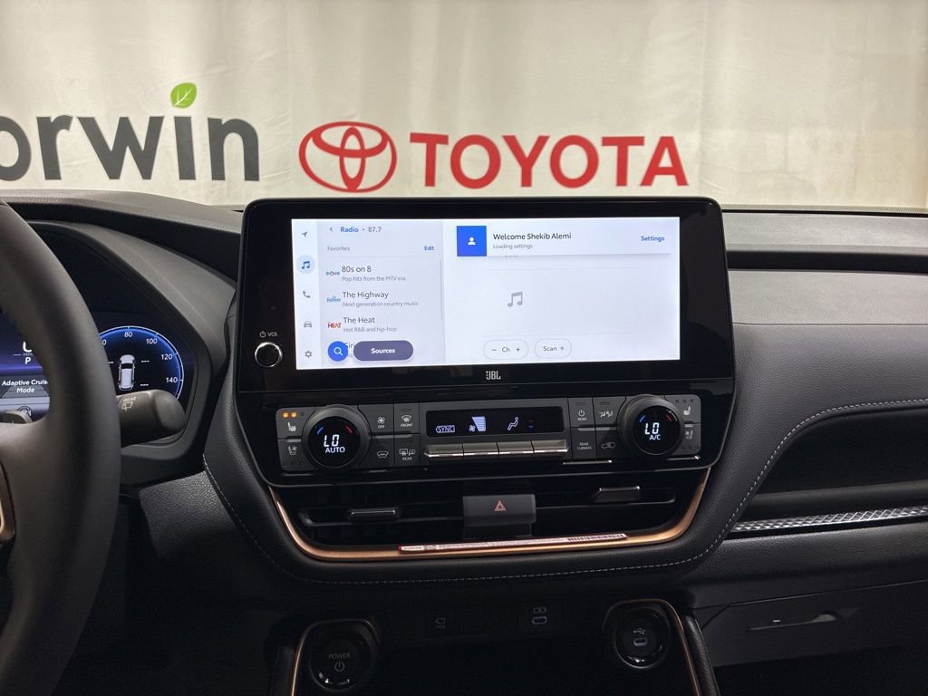 Used 2026 Toyota Grand Highlander AWD Hybrid image 32