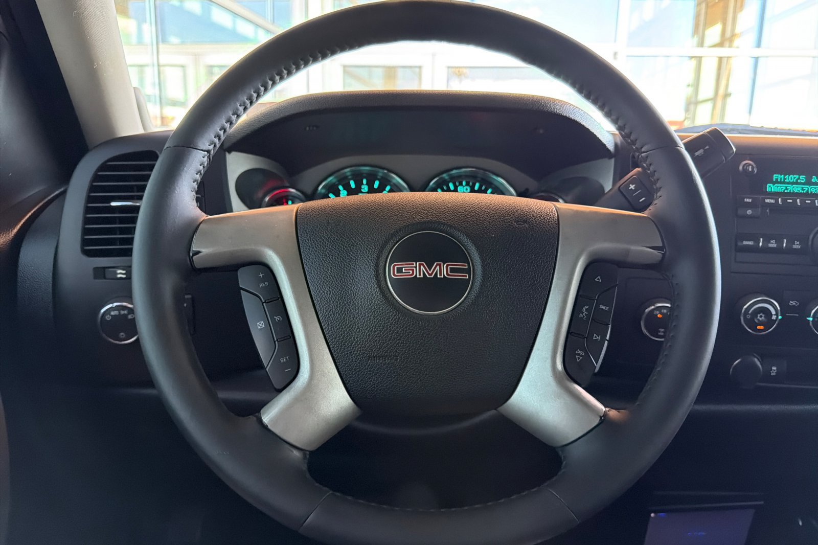 Used 2014 GMC Sierra 3500 SLE AWD/4WD image 22