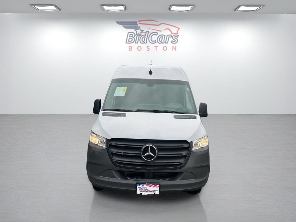 Used 2021 Mercedes-Benz Sprinter 3500 image 2