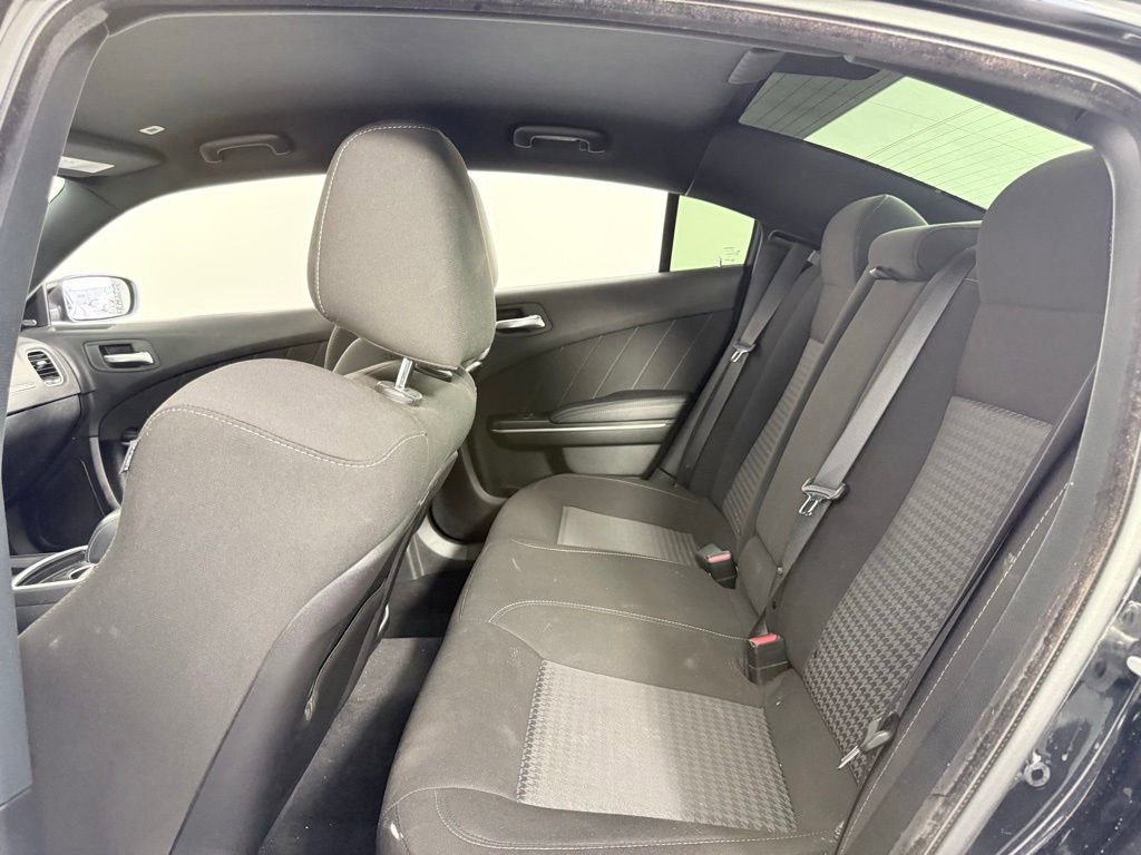 Used 2023 Dodge Charger R/T w/ Technology Group image 22