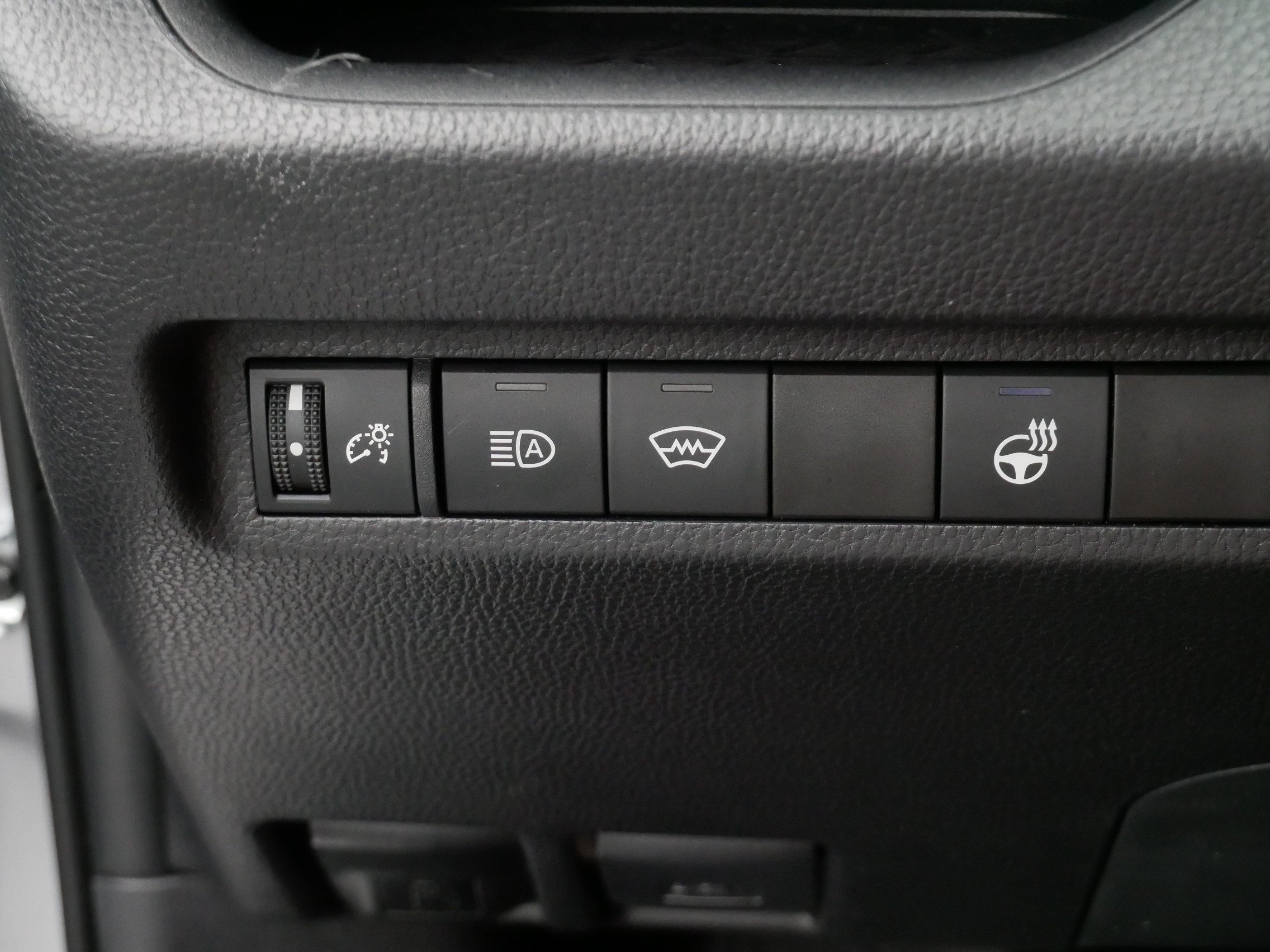 Certified 2025 Toyota RAV4 XLE Premium w/ Weather Package AWD/4WD image 21