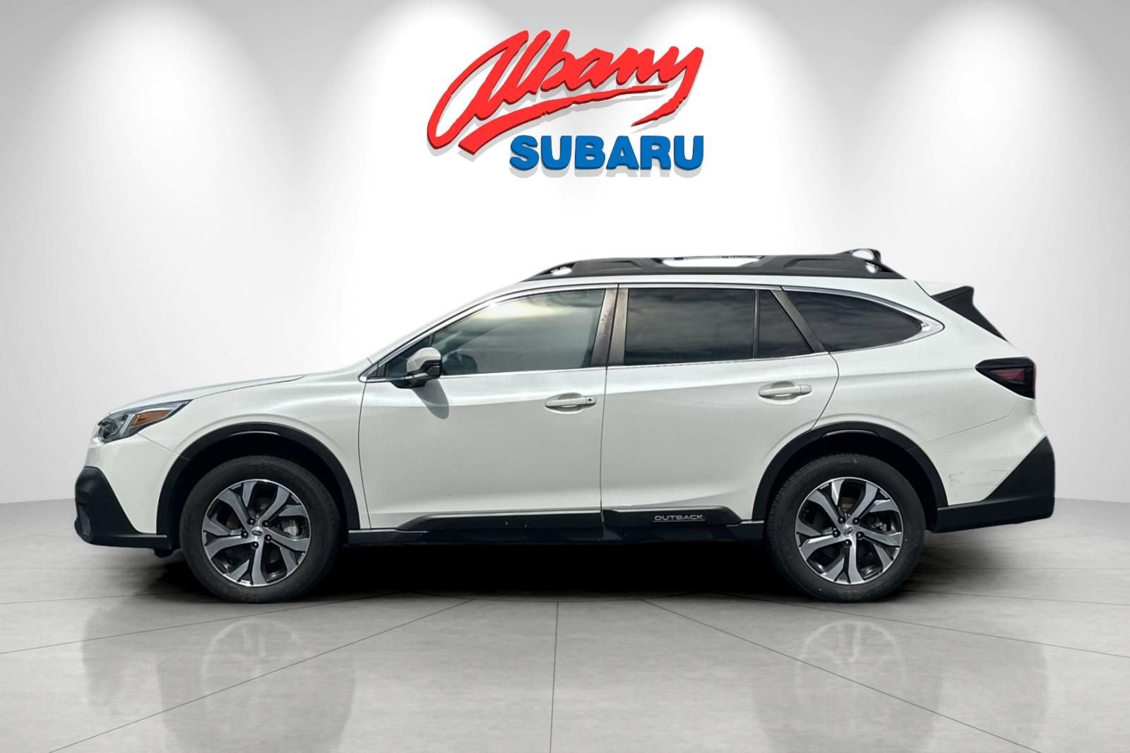Used 2022 Subaru Outback Limited AWD/4WD image 8