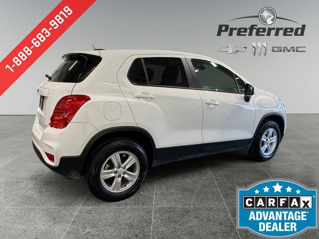 Used 2020 Chevrolet Trax LS w/ Tint and Cruise Package AWD/4WD image 18