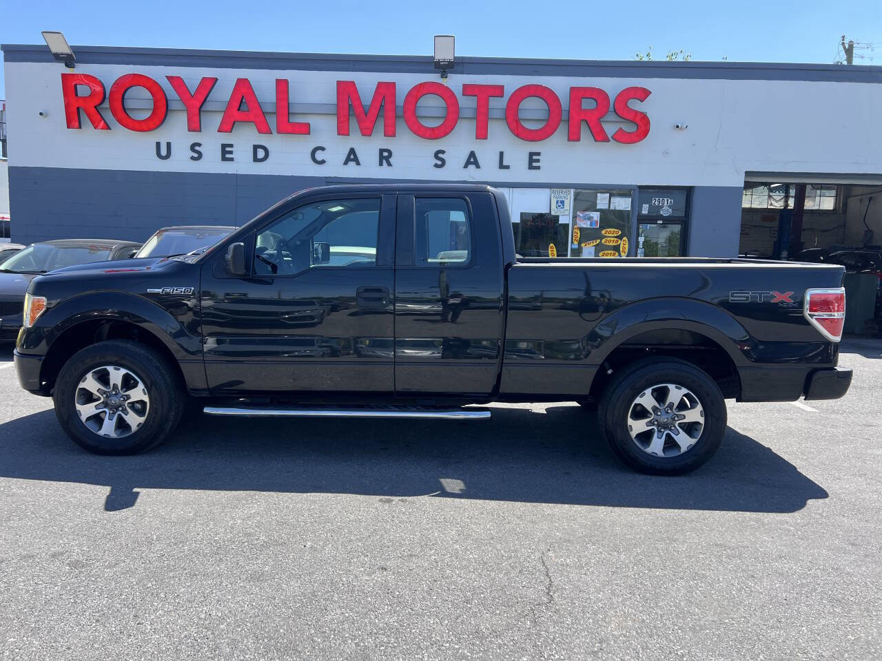 Used 2013 Ford F150 STX w/ Mid Equipment Group AWD/4WD image 16