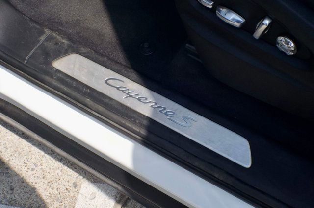 Used 2021 Porsche Cayenne S AWD/4WD image 36