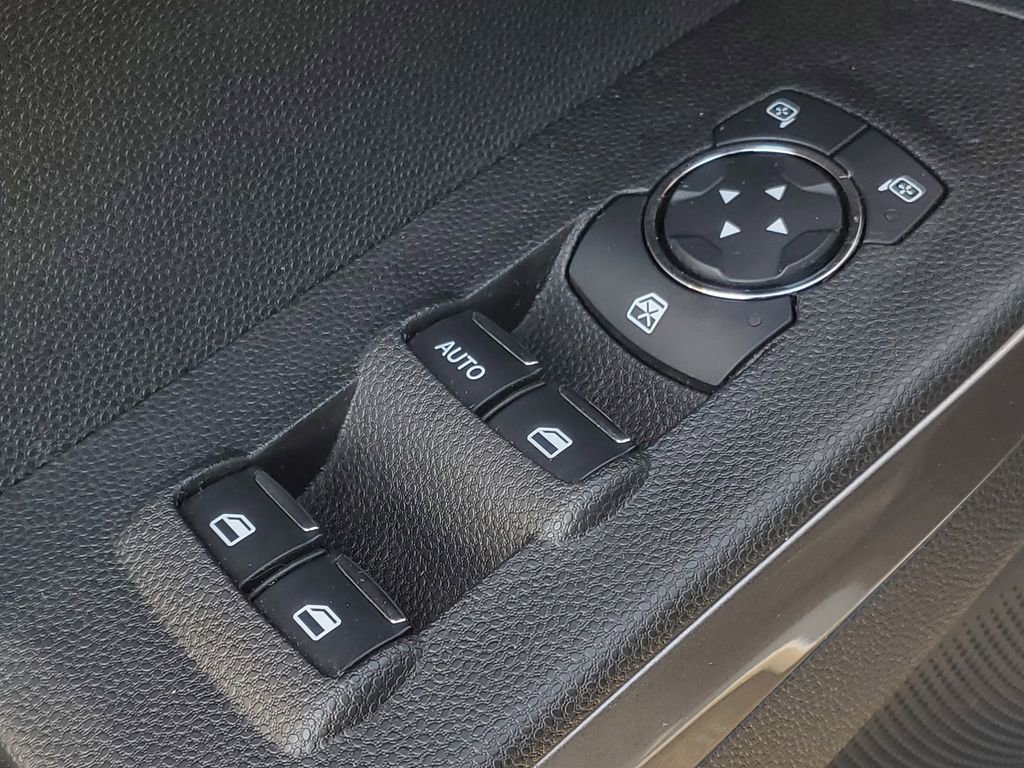 Used 2021 Ford EcoSport SE image 10