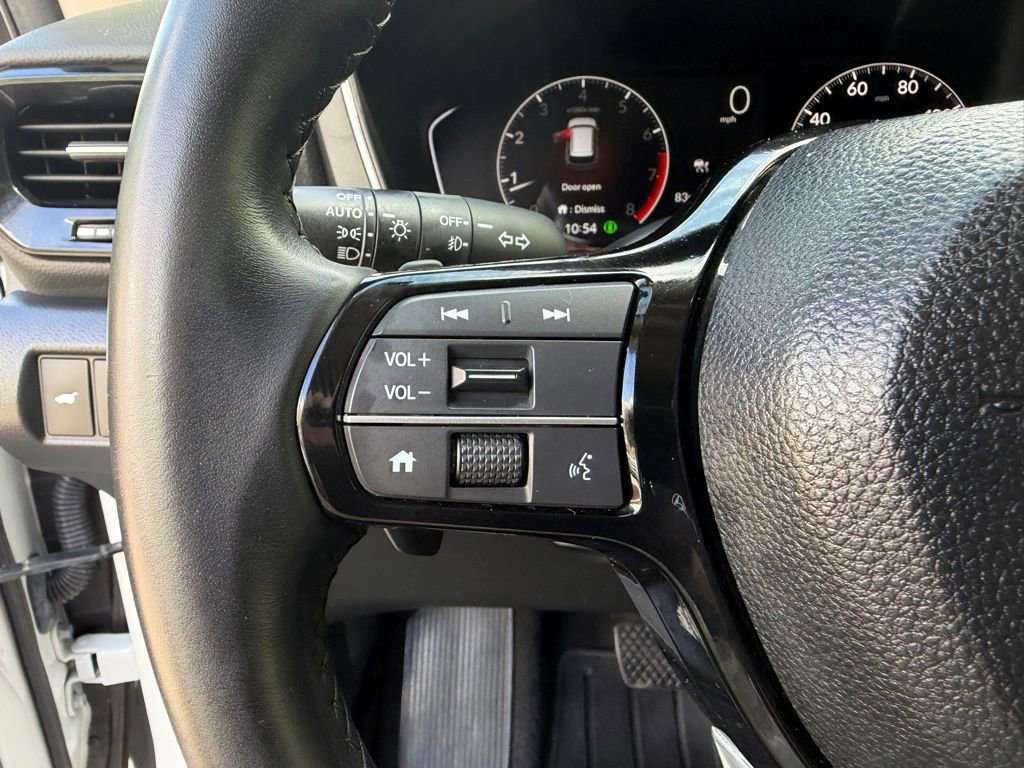 Certified 2025 Honda Pilot Touring image 24