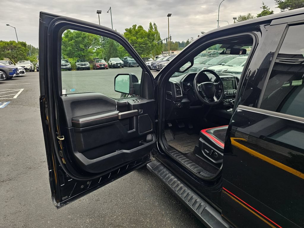 Used 2016 Ford F150 Lariat w/ Equipment Group 502A Luxury AWD/4WD image 19