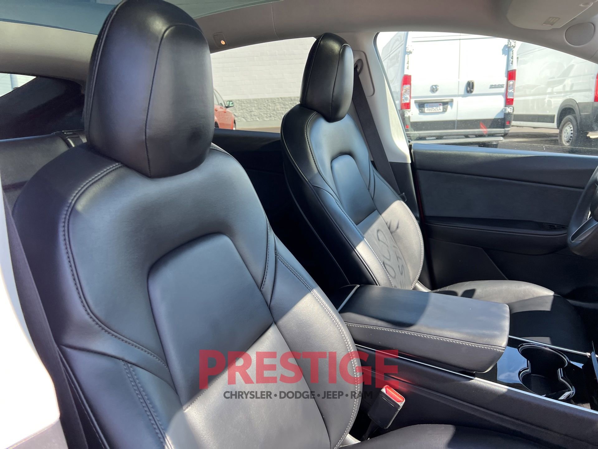 Used 2021 Tesla Model Y Long Range AWD/4WD image 21