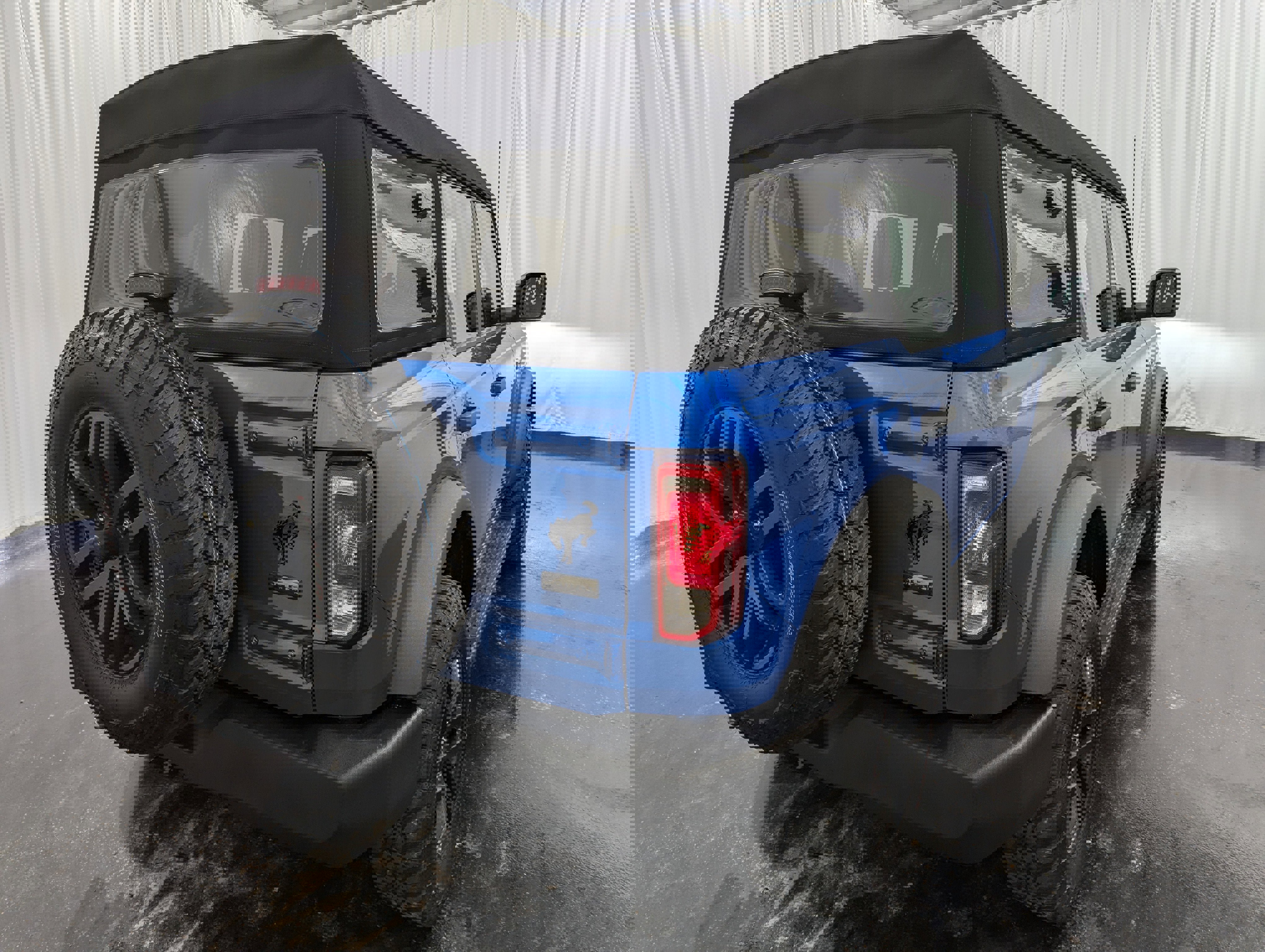 Used 2023 Ford Bronco 4-Door image 6